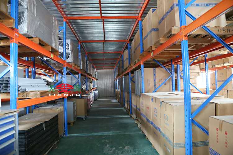 倉(cāng)儲(chǔ)貨架廠家