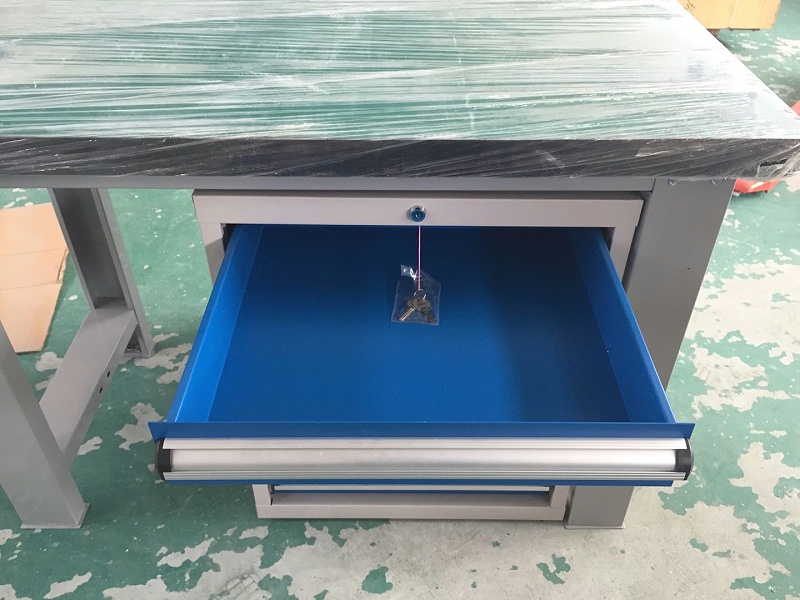 工作臺(tái)桌面