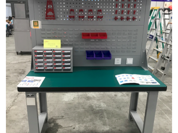 天金岡鉗工桌 天金岡鉗工桌