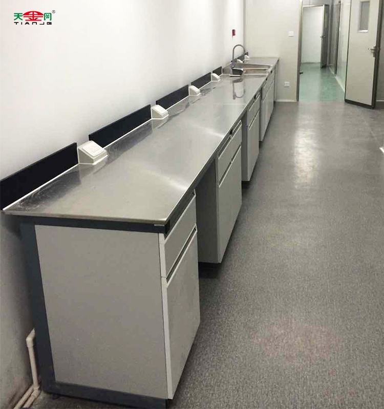 實(shí)驗(yàn)臺(tái)-9(1) 實(shí)驗(yàn)臺(tái)-9(1)