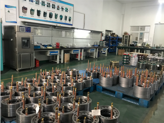 天金岡鉗工工作桌--客戶場景 天金岡鉗工工作桌--客戶場景