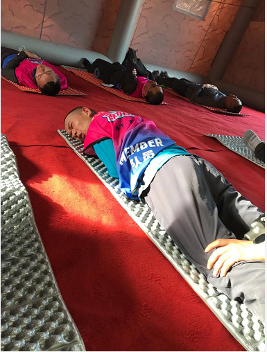 蘇州工具柜廠家天金岡挑戰(zhàn)戈壁行 蘇州工具柜廠家天金岡挑戰(zhàn)戈壁行